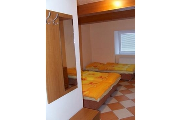 Eslovaquia Privát Staré Hory, Exterior